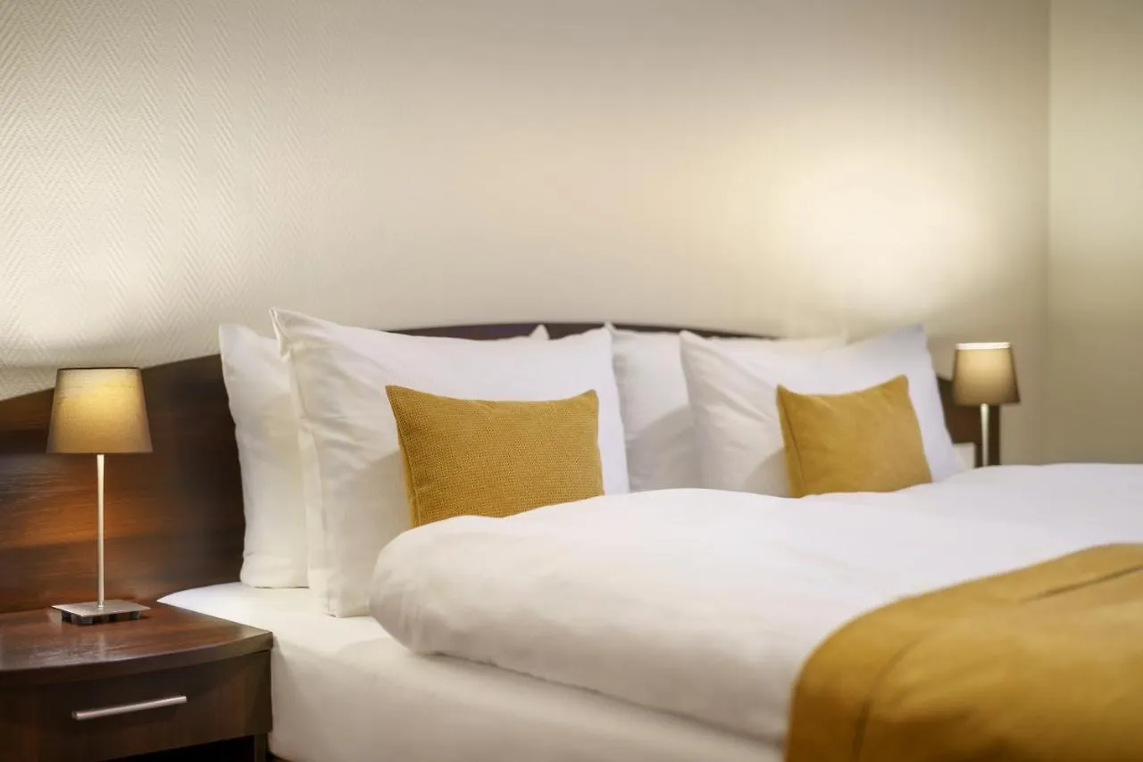 Novum Hotel Eleazar City Center Hamburg 4*,
