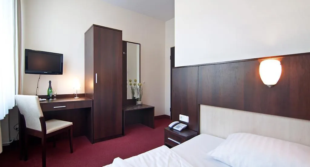 ****  Novum Hotel Eleazar City Center Hamburg Germany
